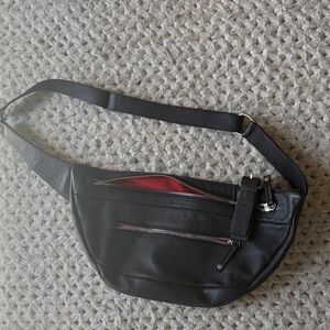 Black Leather women's crossbody